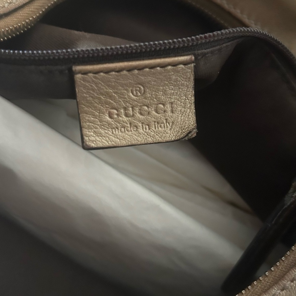 GUCCI Abbey GG Crystal D-Ring Hobo Bag - Picture 4 of 15
